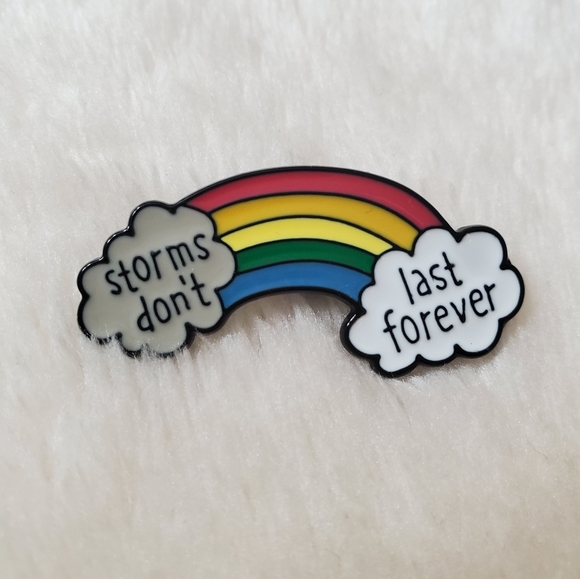 Pins - Picture 4 of 8
